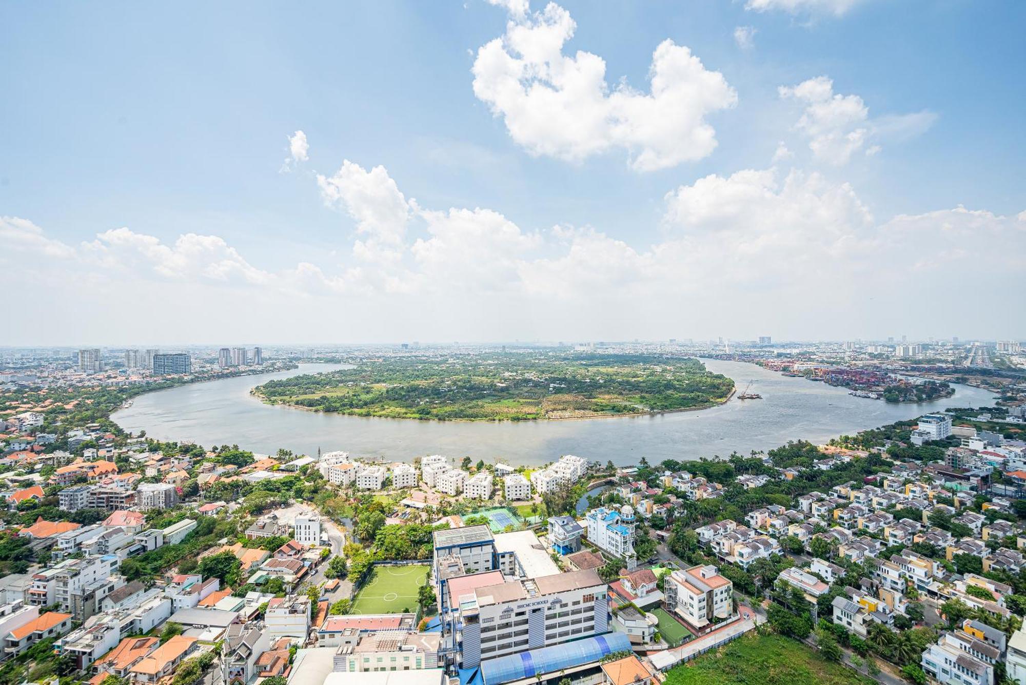 Luxury Condotel In Lumiere Riverside * TP. Hồ Chí Minh