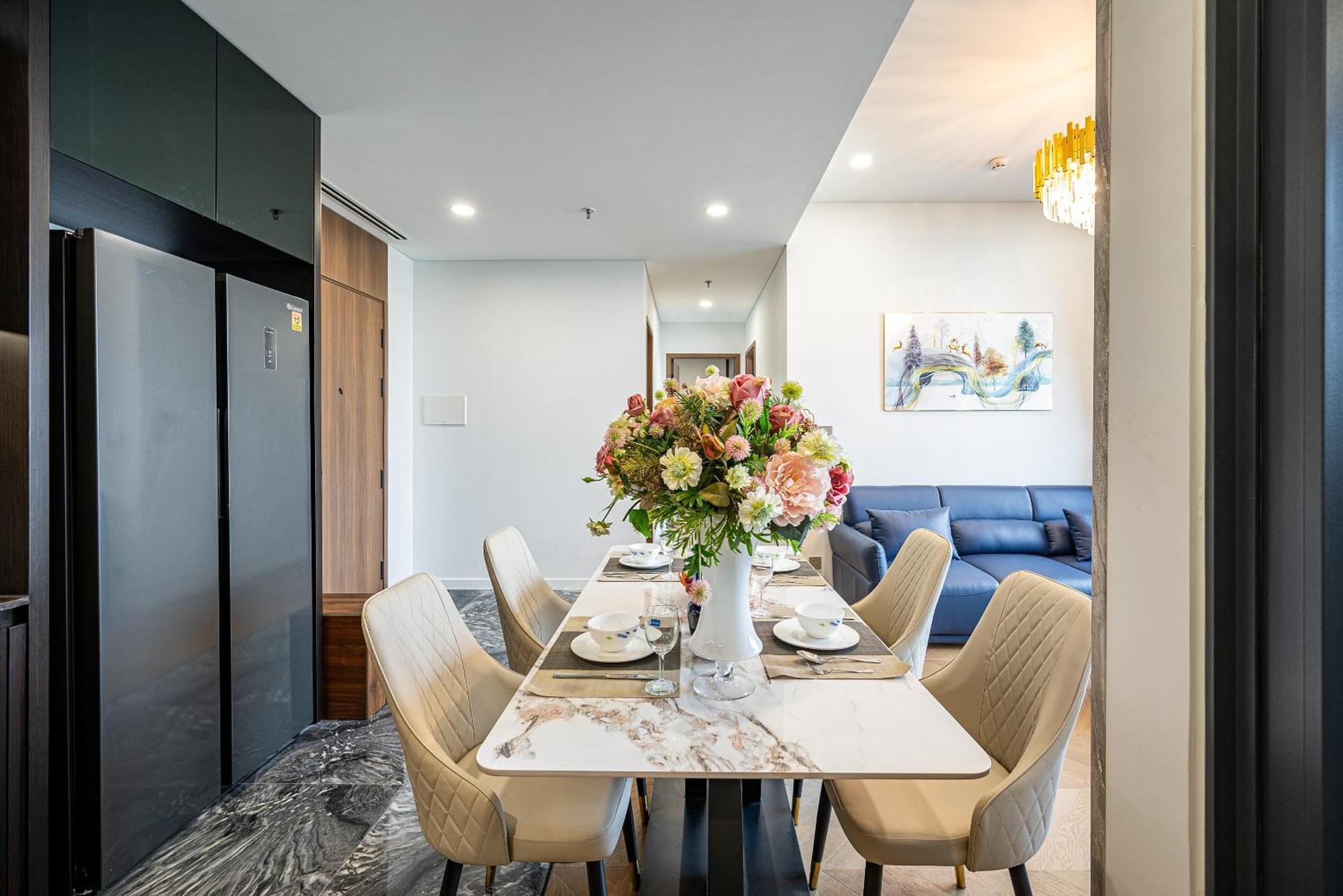 Luxury Condotel In Lumiere Riverside Apartment