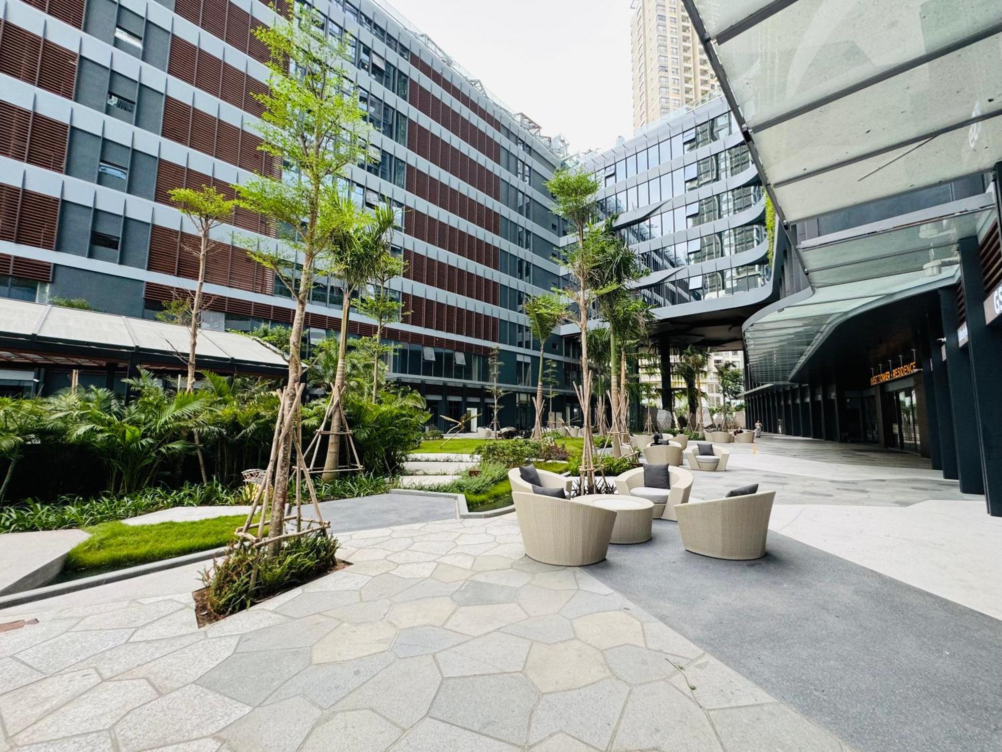 Luxury Condotel In Lumiere Riverside Apartment
