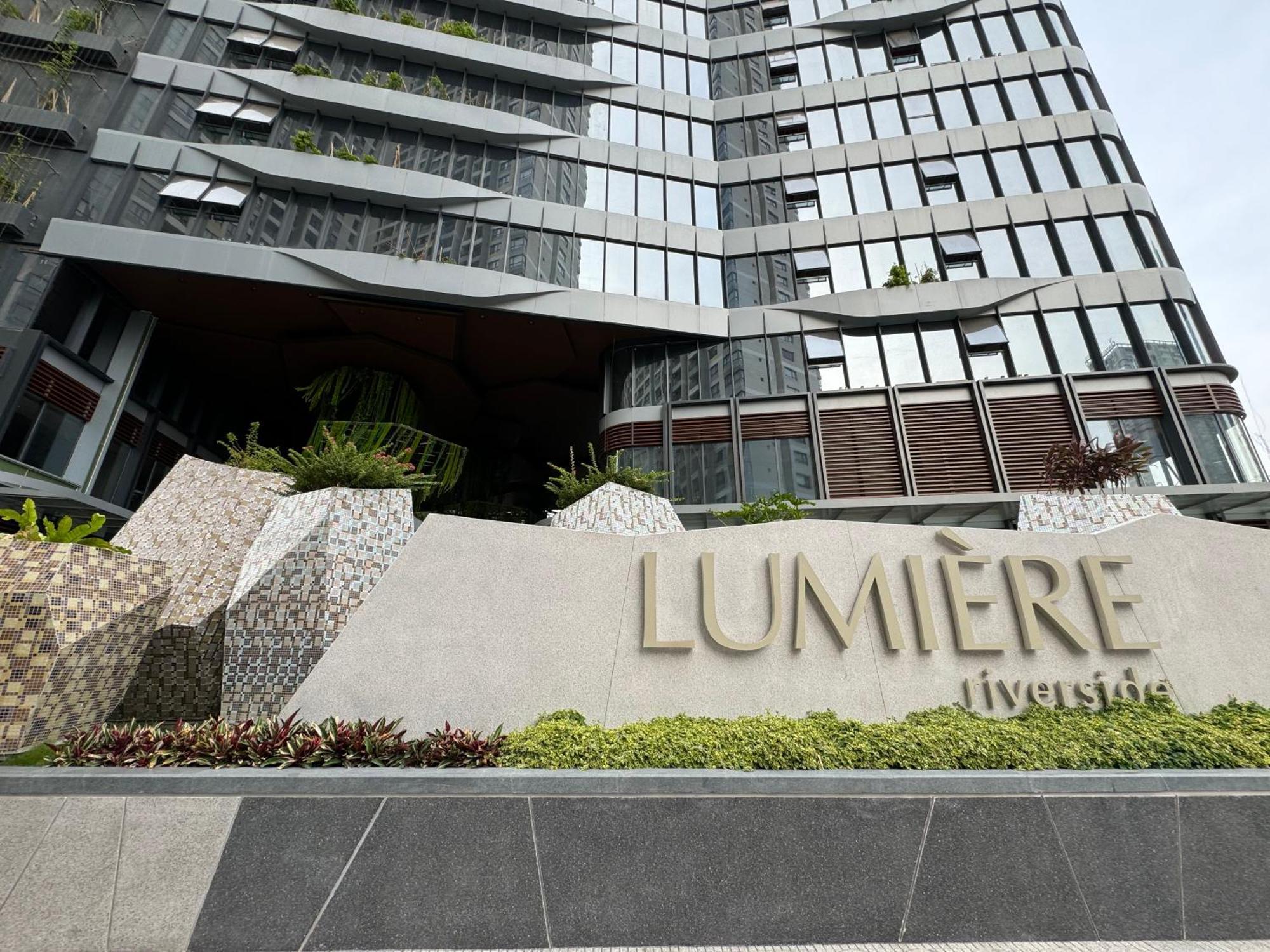 Luxury Condotel In Lumiere Riverside Apartment *